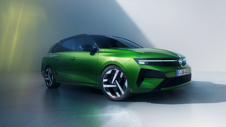 Opel Astra Sports Tourer Electric 58 kWh (MY26)